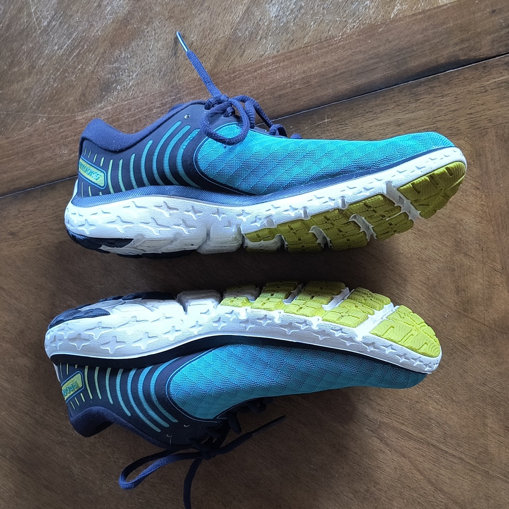 Brooks Pure Flow 6 Lightweight Running Shoes 8.5 - Picture 5 of 6